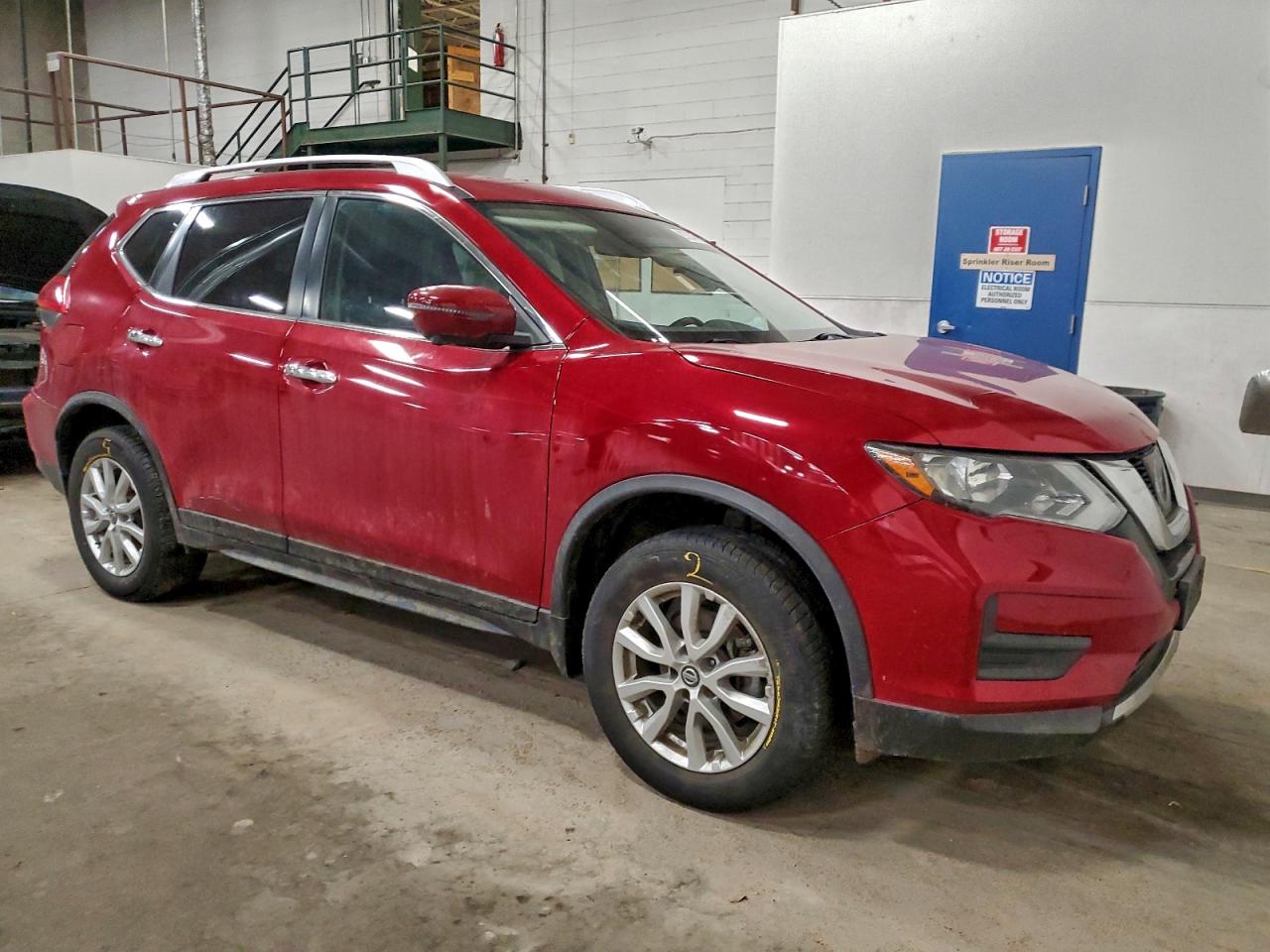 2017 NISSAN ROGUE S photo 4