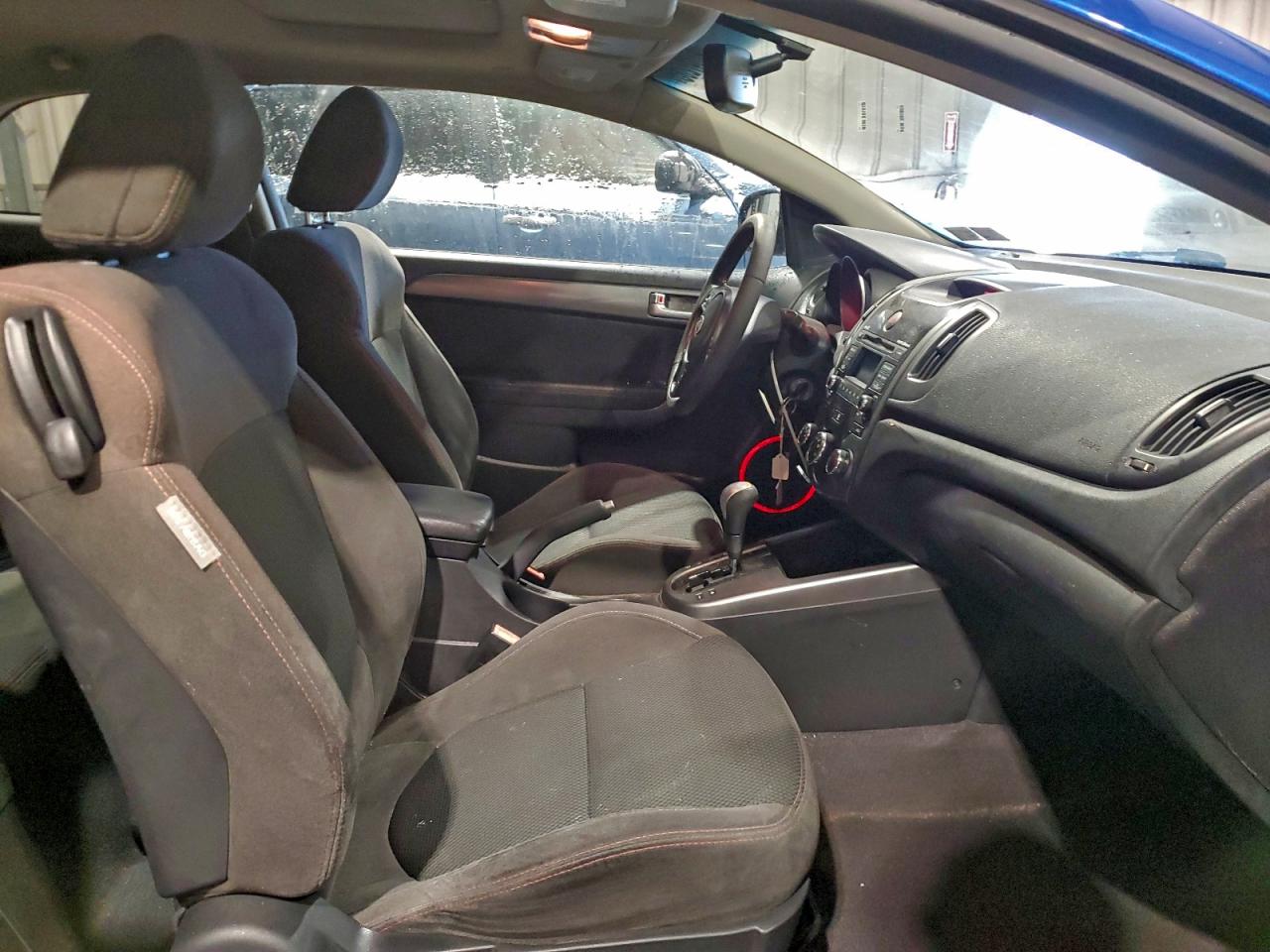 2010 KIA FORTE SX photo 19