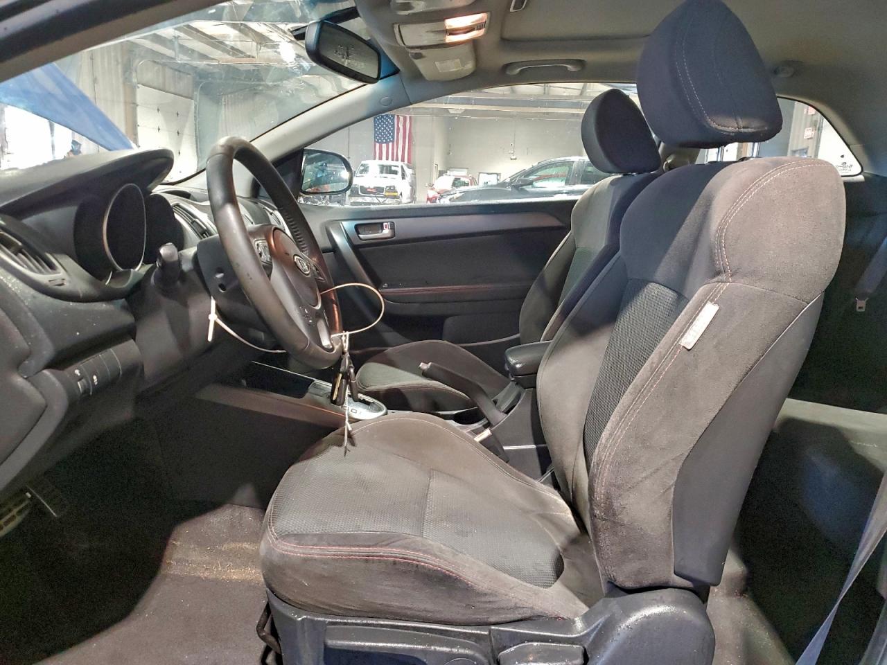 2010 KIA FORTE SX photo 13