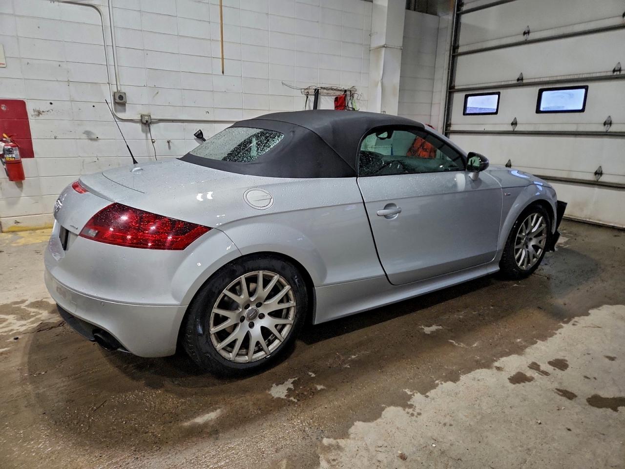 2015 AUDI TT photo 5