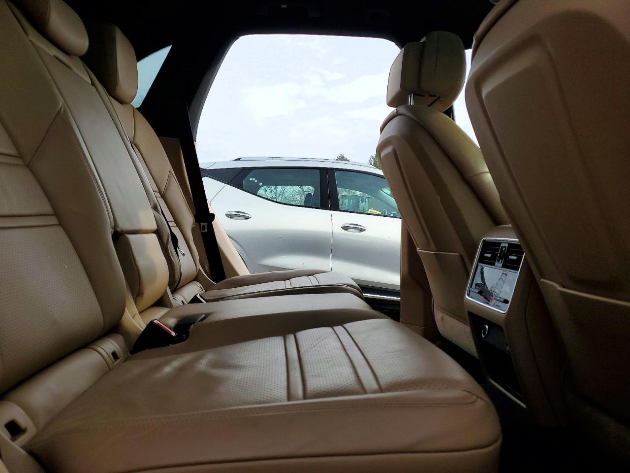 2019 PORSCHE CAYENNE photo 21