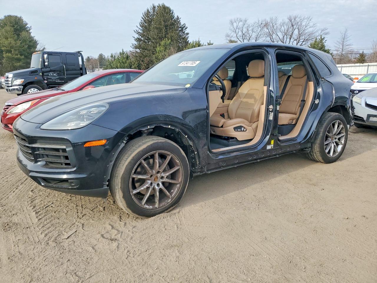 2019 PORSCHE CAYENNE