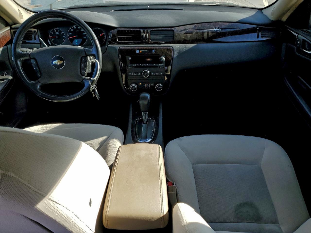 2012 CHEVROLET IMPALA LT photo 8