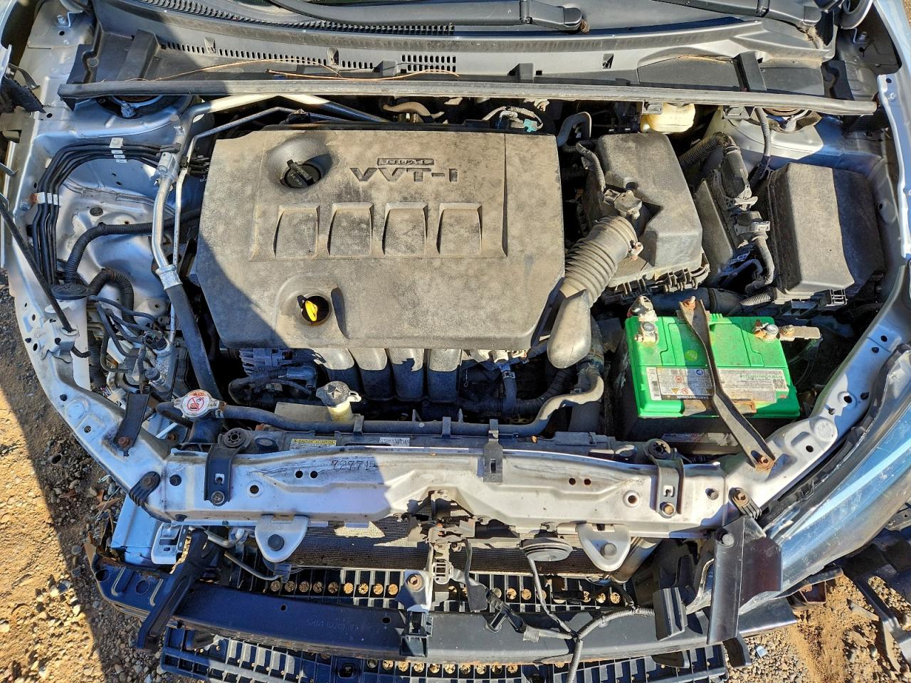 2019 TOYOTA COROLLA L photo 11