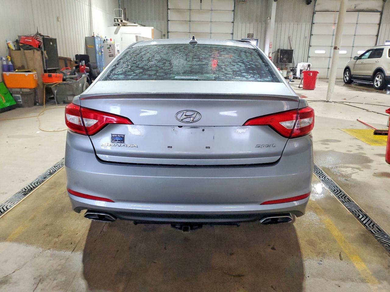 2015 HYUNDAI SONATA SPORT photo 6
