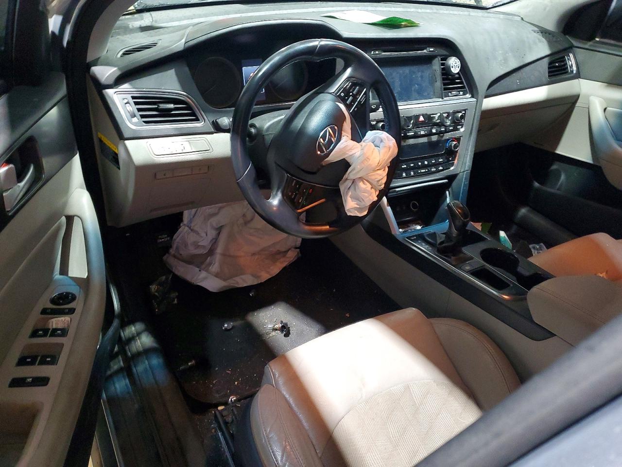 2015 HYUNDAI SONATA SPORT photo 8