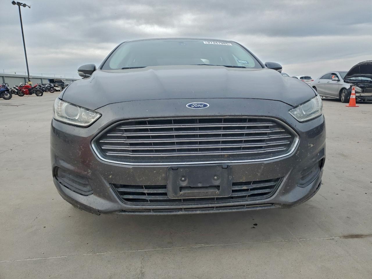 2016 FORD FUSION SE photo 9