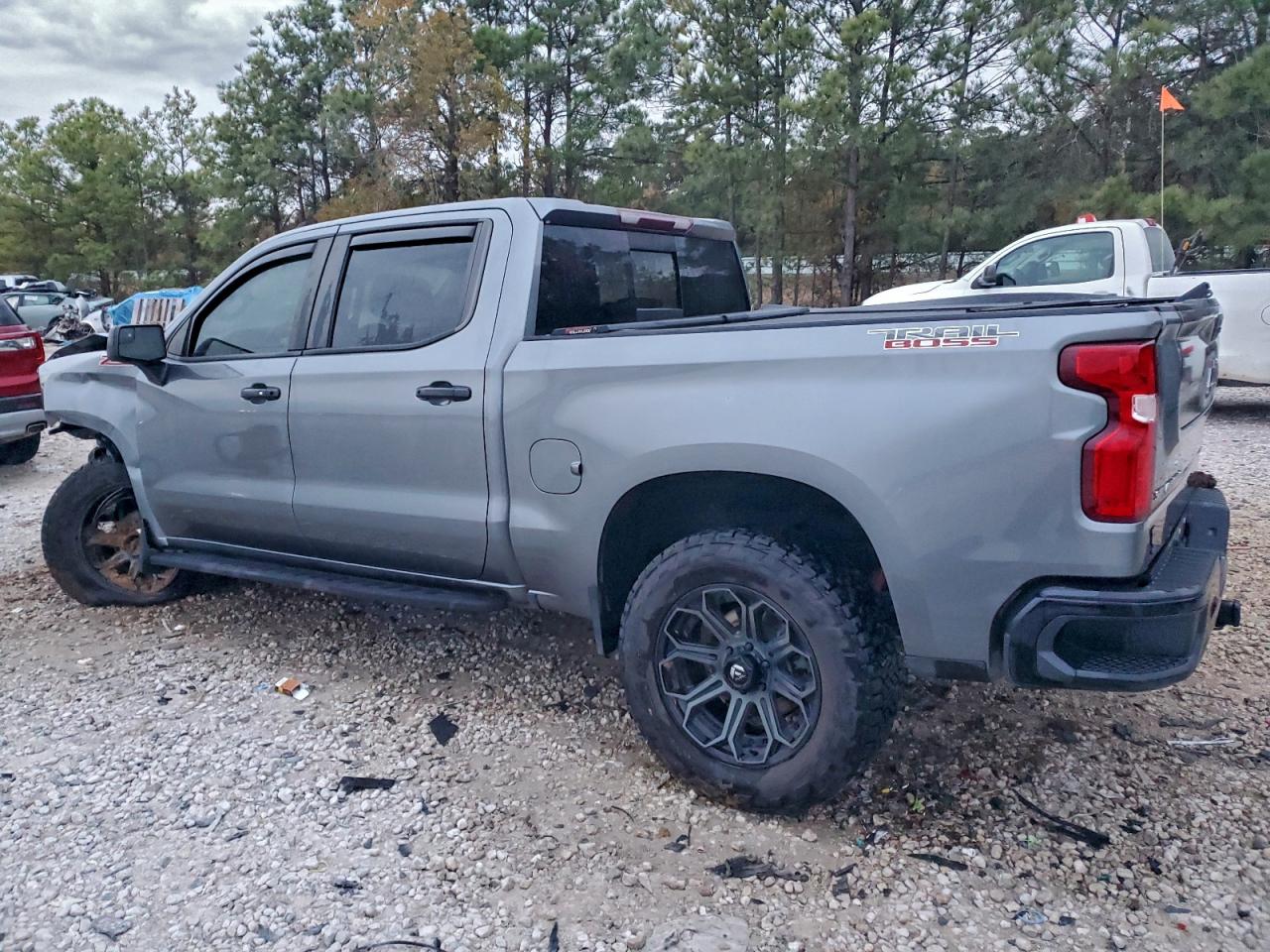 2021 CHEVROLET SILVERADO K1500 LT TRAIL BOSS photo 3