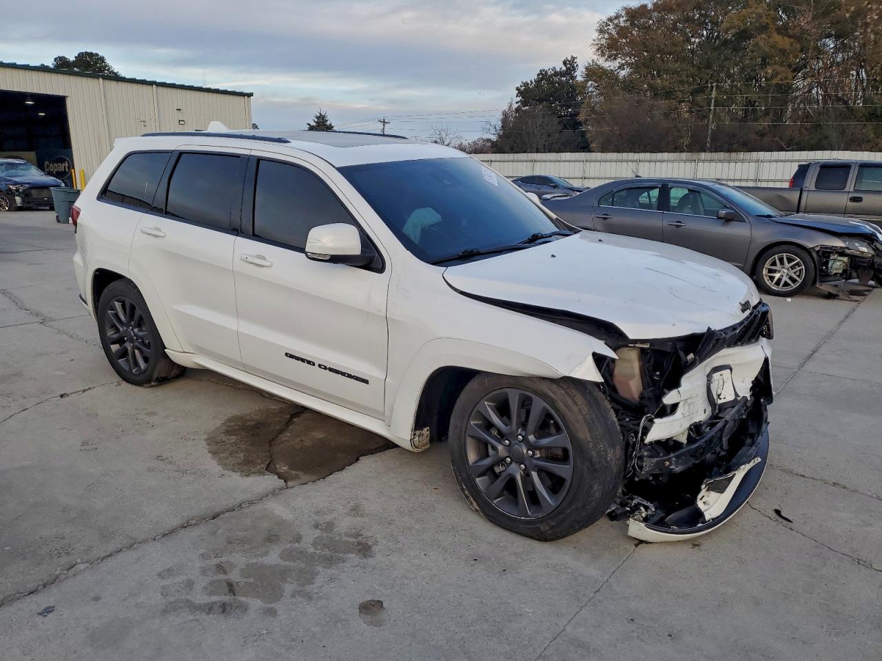 2018 JEEP GRAND CHEROKEE OVERLAND photo 4