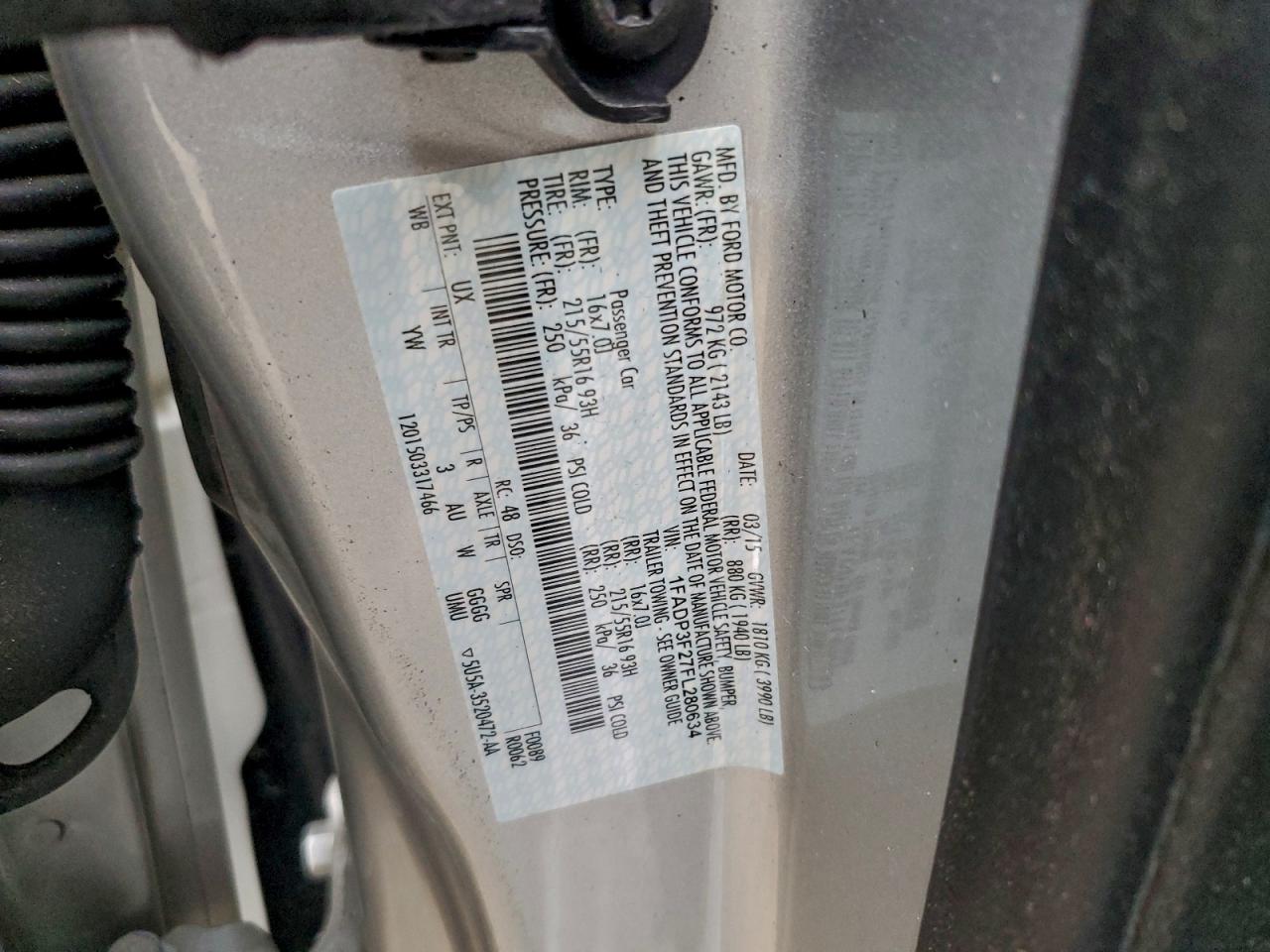 2015 FORD FOCUS SE photo 23