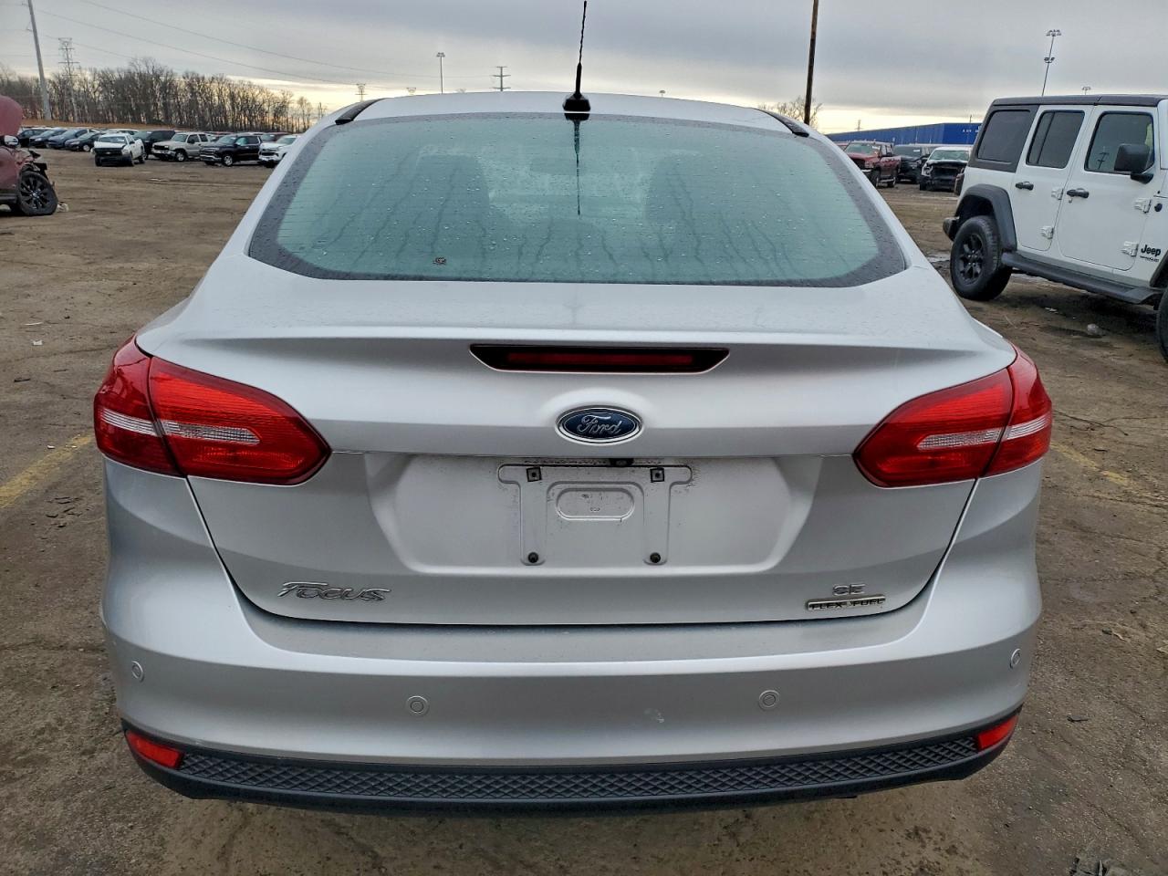 2015 FORD FOCUS SE photo 11