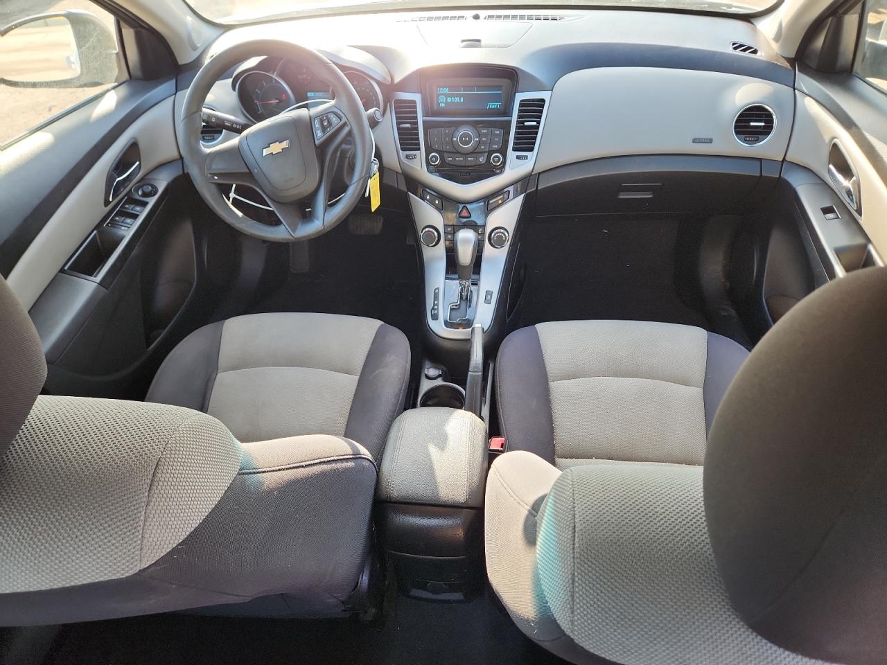 2013 CHEVROLET CRUZE LS photo 14