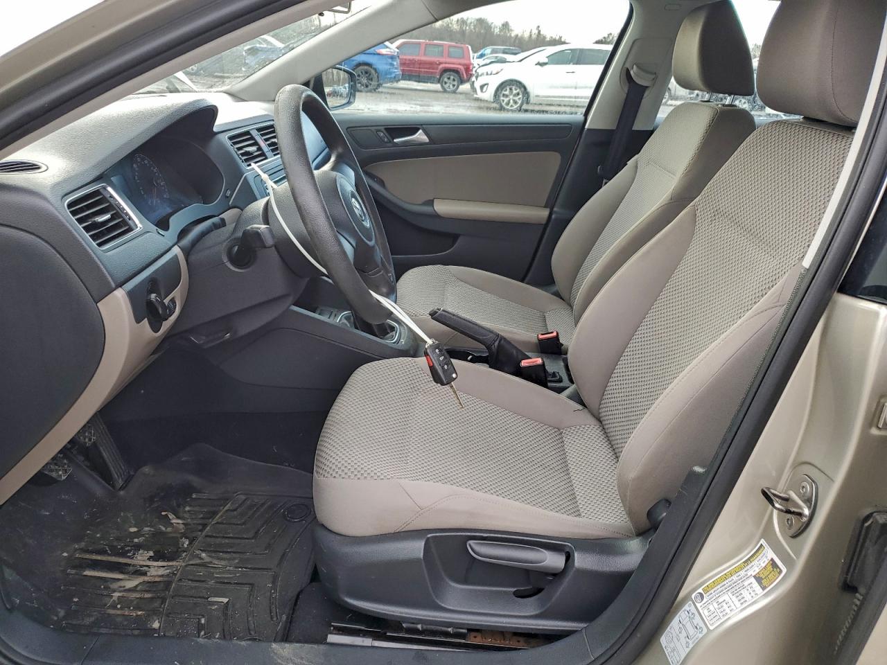 2013 VOLKSWAGEN JETTA BASE photo 13