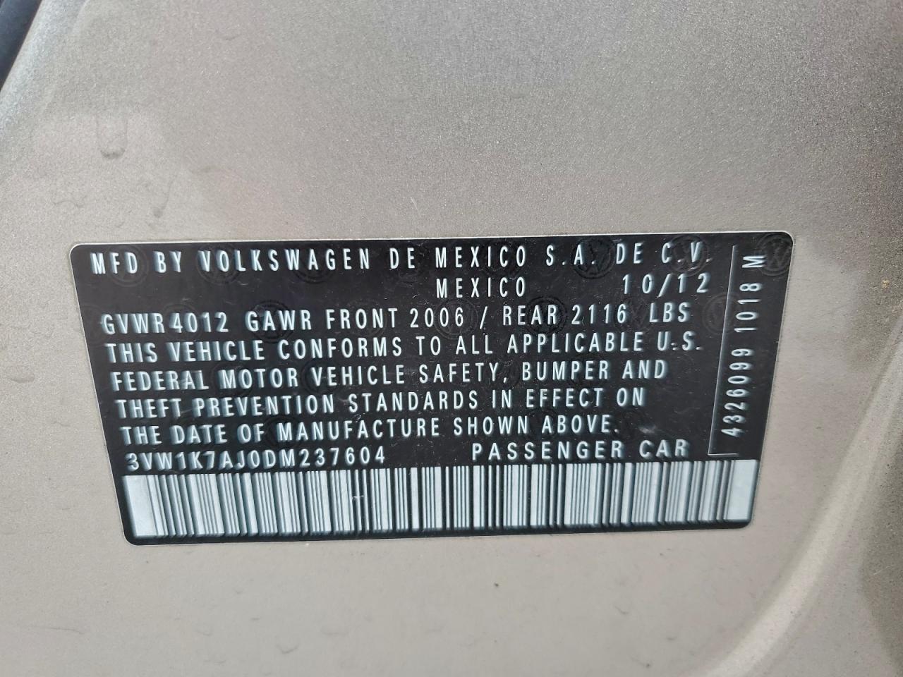 2013 VOLKSWAGEN JETTA BASE photo 23
