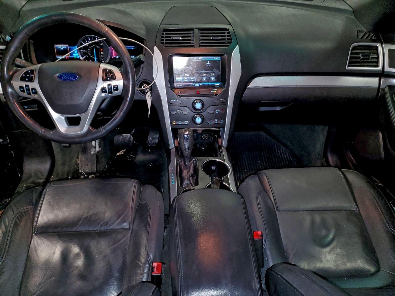 2014 FORD EXPLORER XLT photo 8