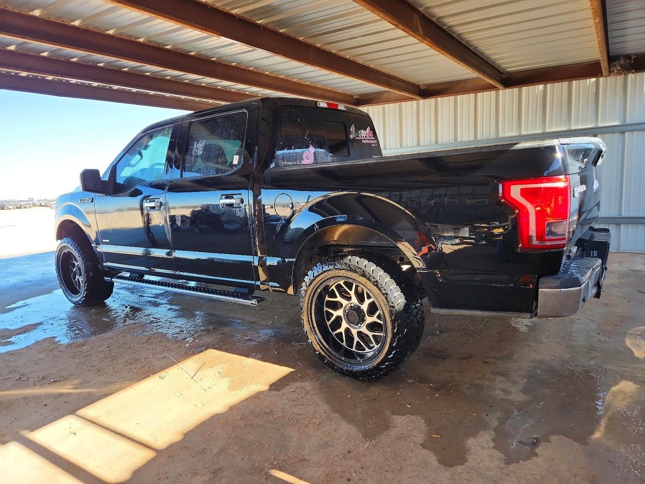 2016 FORD F150 SUPERCREW photo 2
