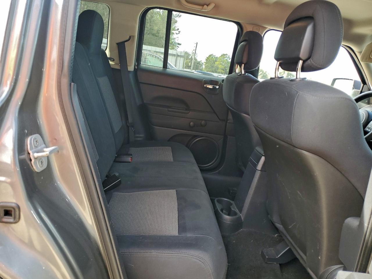 2012 JEEP PATRIOT SPORT photo 21
