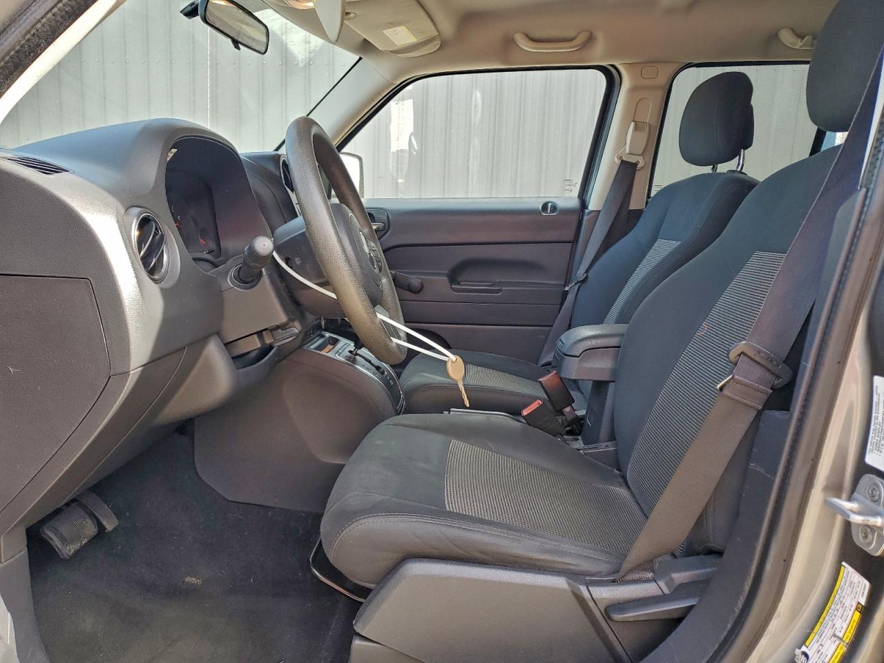 2012 JEEP PATRIOT SPORT photo 13