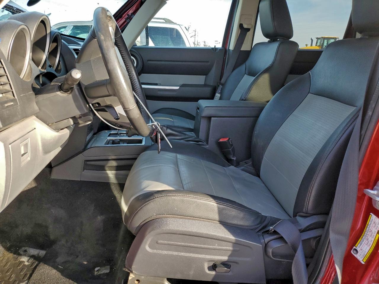 2007 DODGE NITRO SLT photo 13
