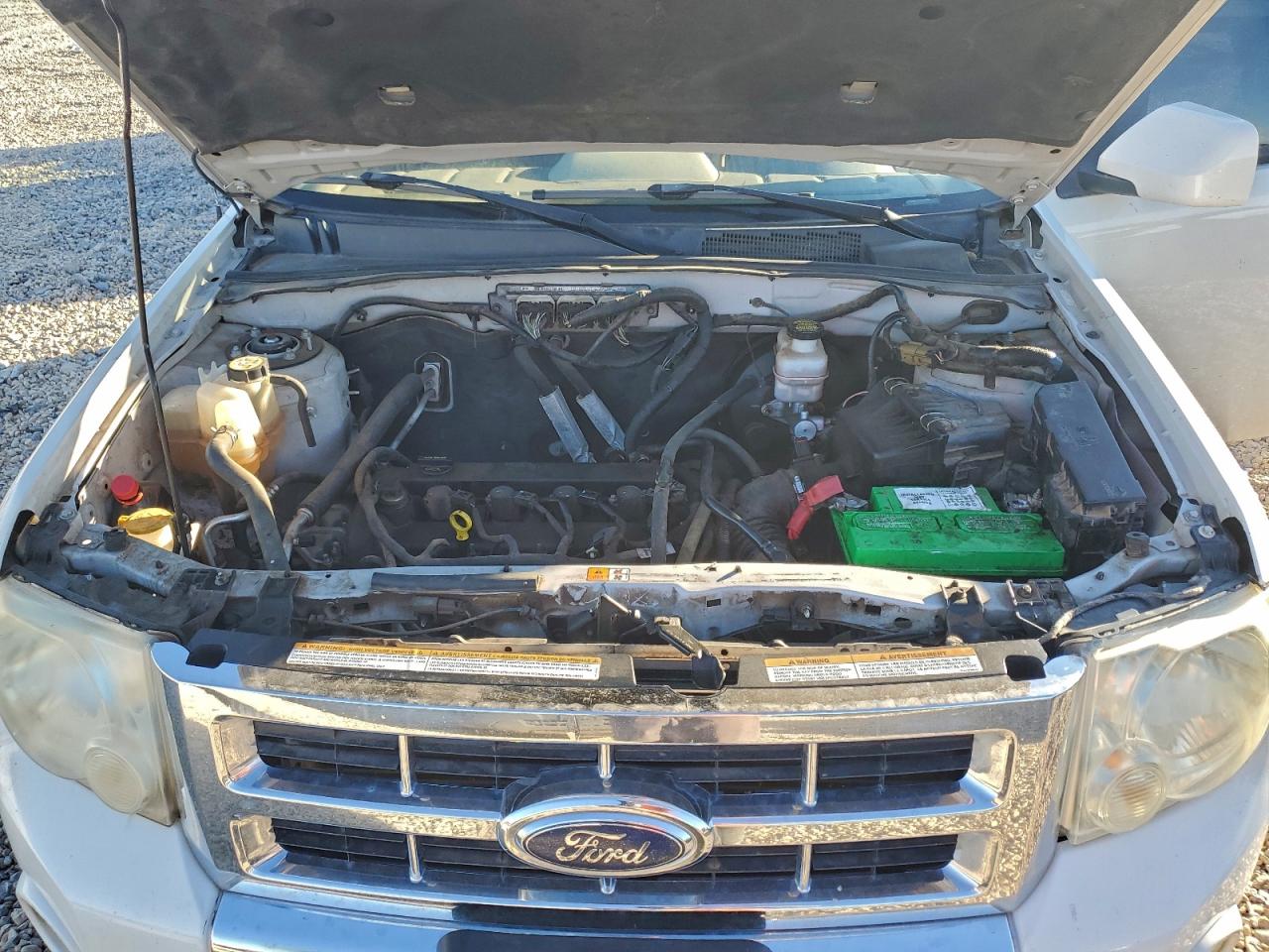 2010 FORD ESCAPE XLT photo 34