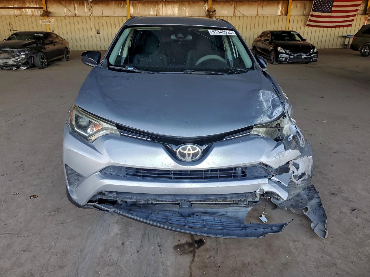 2018 TOYOTA RAV4 LE photo 13