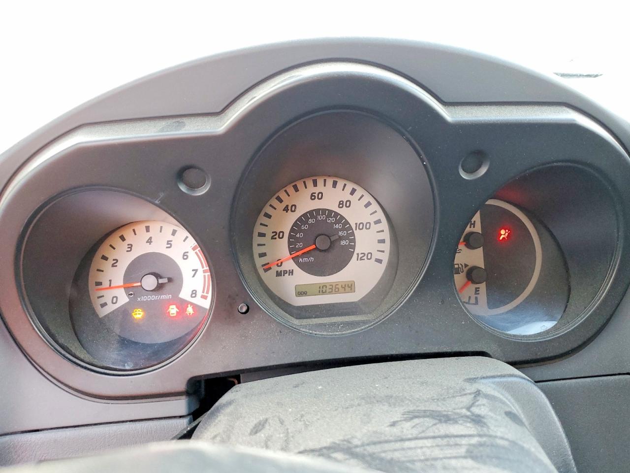 2004 NISSAN XTERRA XE photo 17