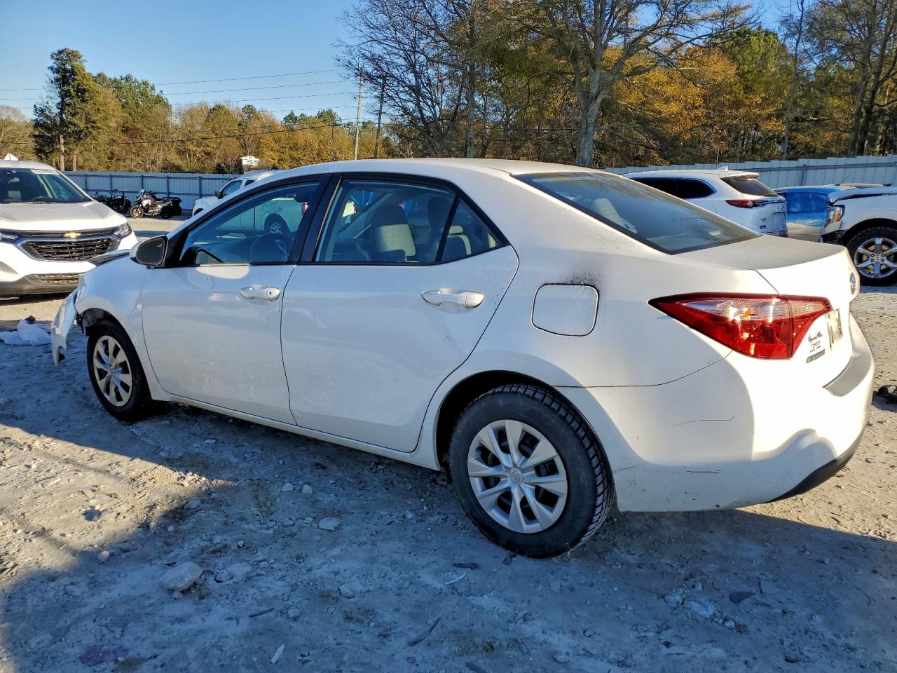 2018 TOYOTA COROLLA L photo 3