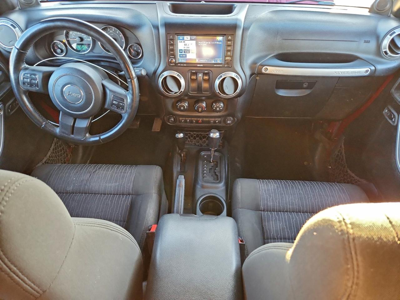2011 JEEP WRANGLER SAHARA photo 8