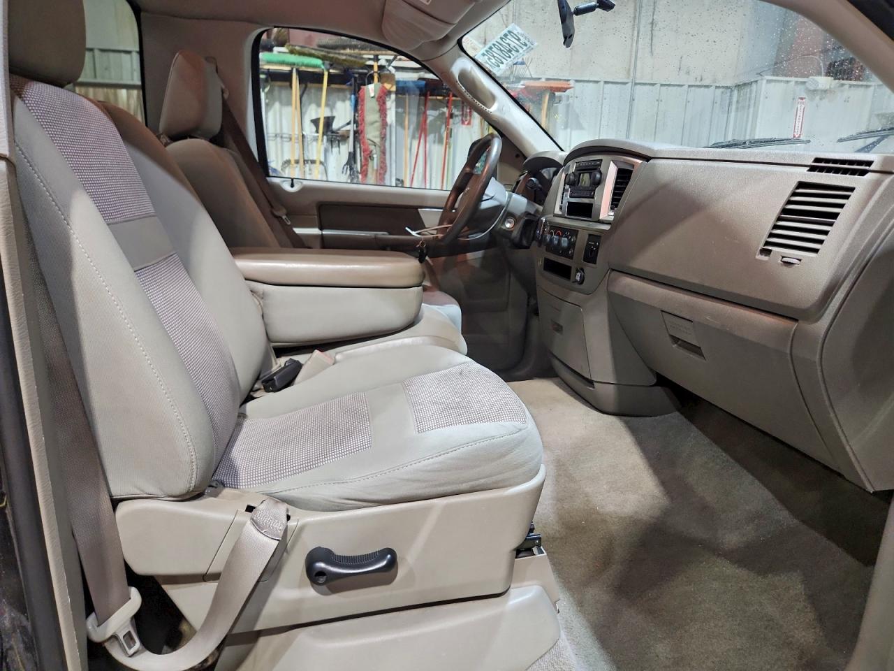 2007 DODGE RAM 1500 ST photo 10