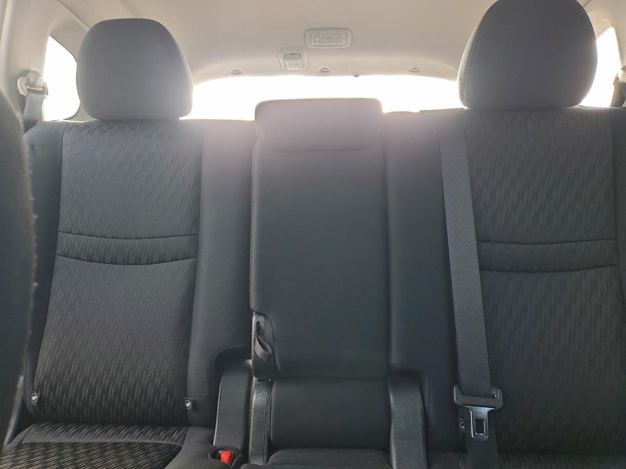 2017 NISSAN ROGUE SV photo 10