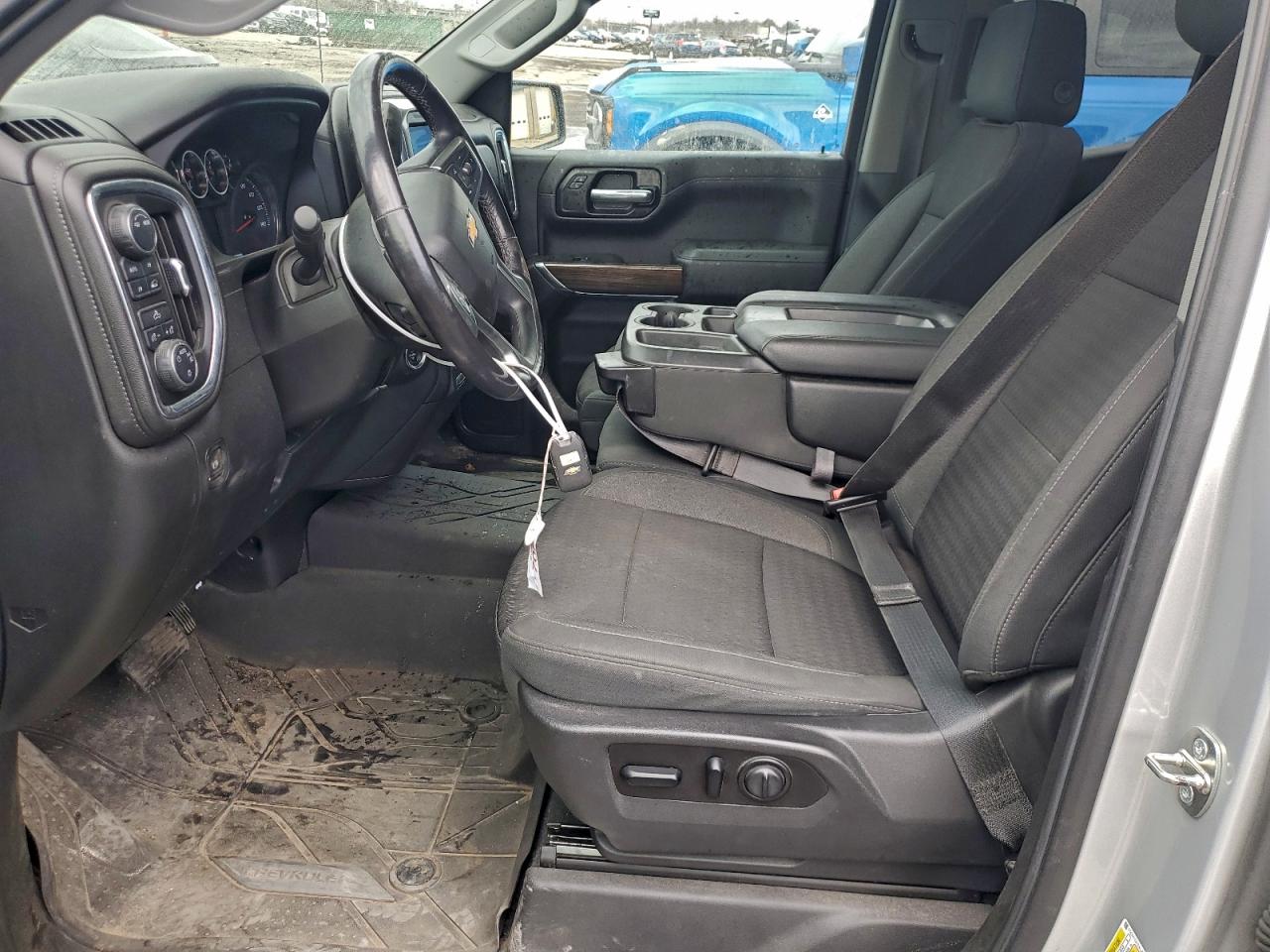 2020 CHEVROLET SILVERADO K1500 LT photo 7