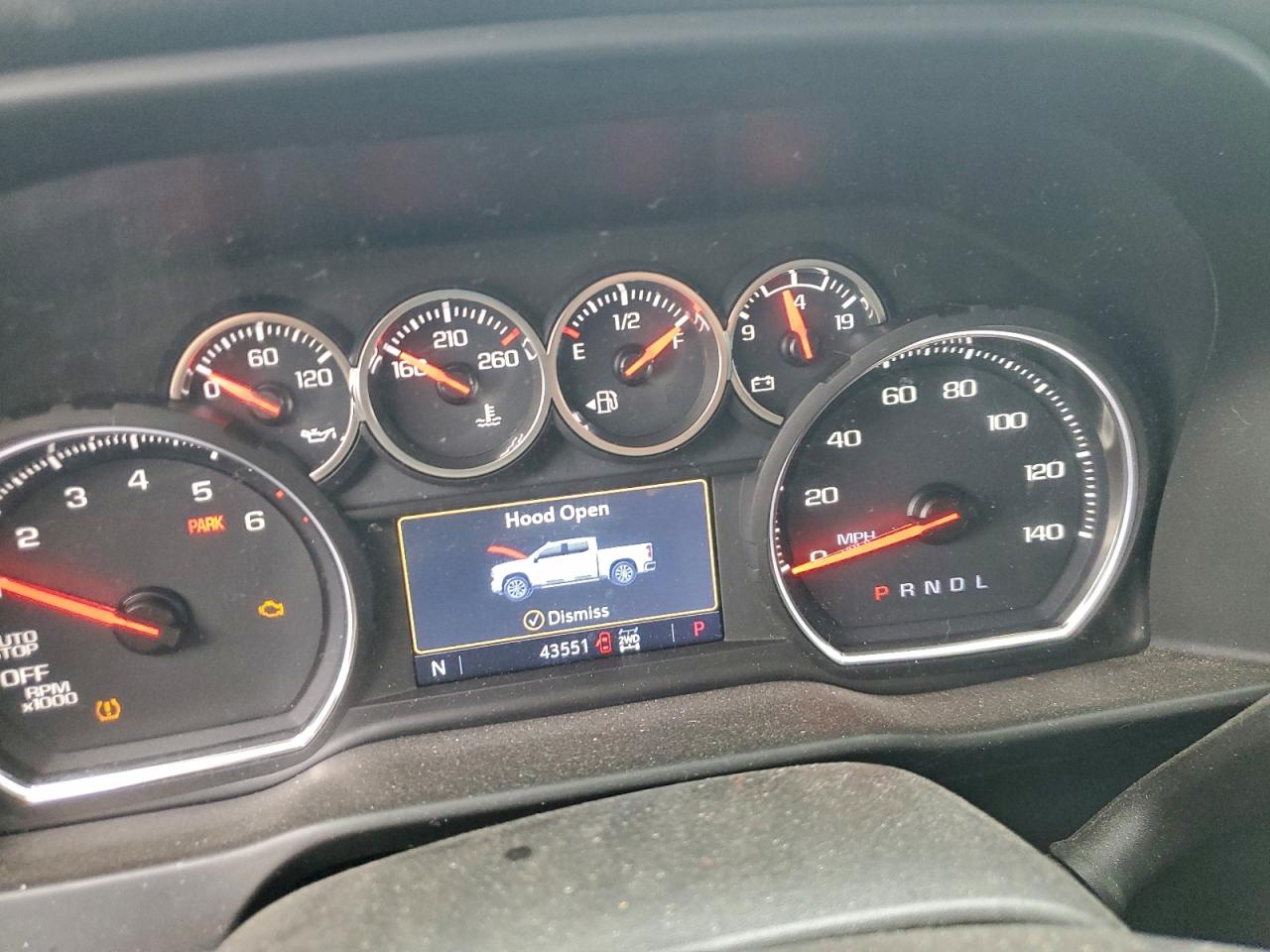 2020 CHEVROLET SILVERADO K1500 LT photo 9