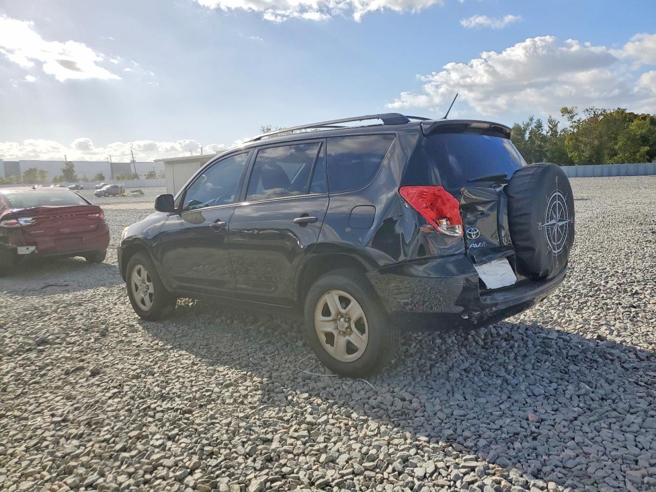 2011 TOYOTA RAV4 photo 4