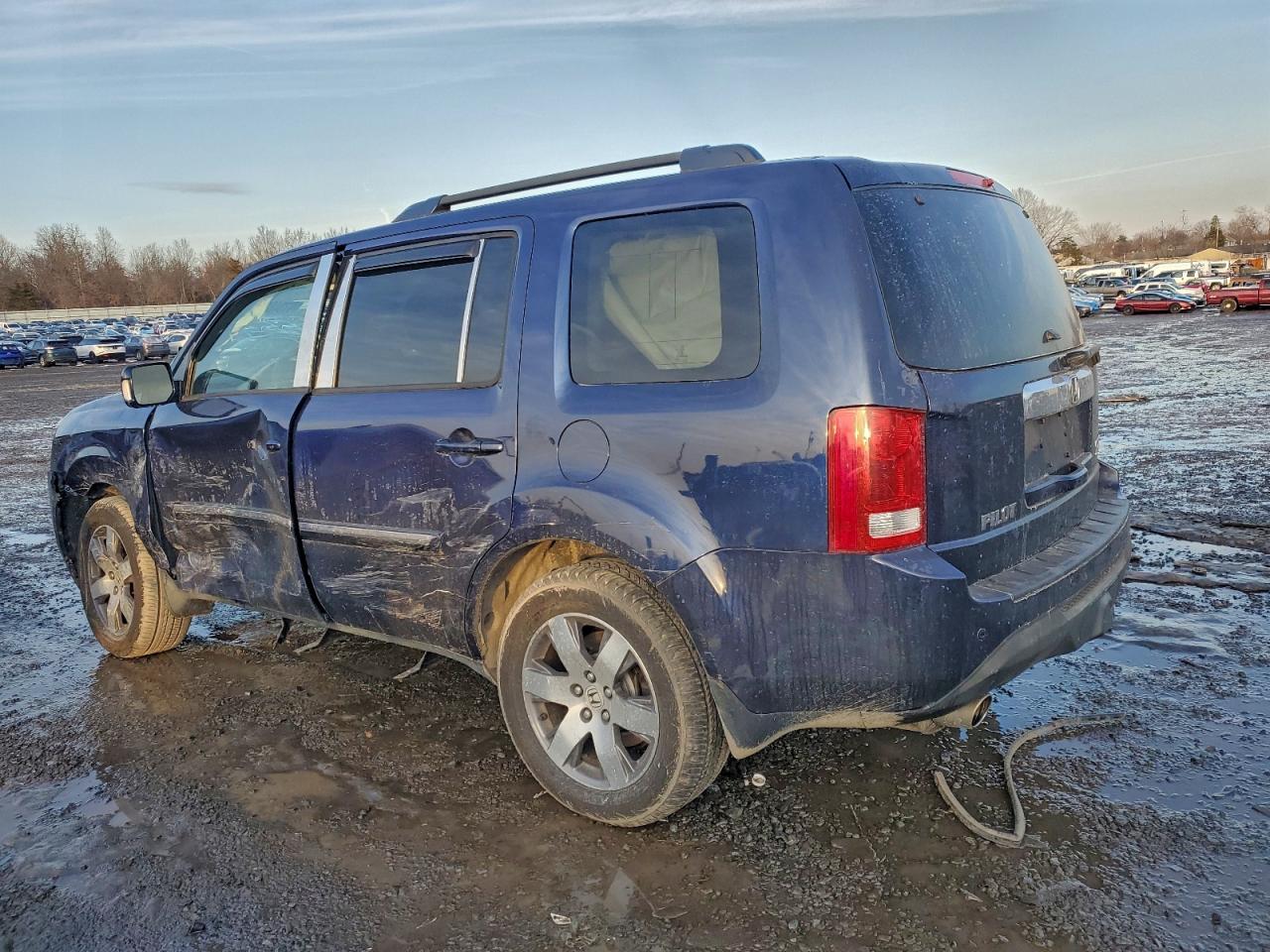 2015 HONDA PILOT TOURING photo 2