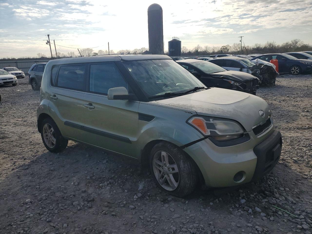 2011 KIA SOUL + photo 4
