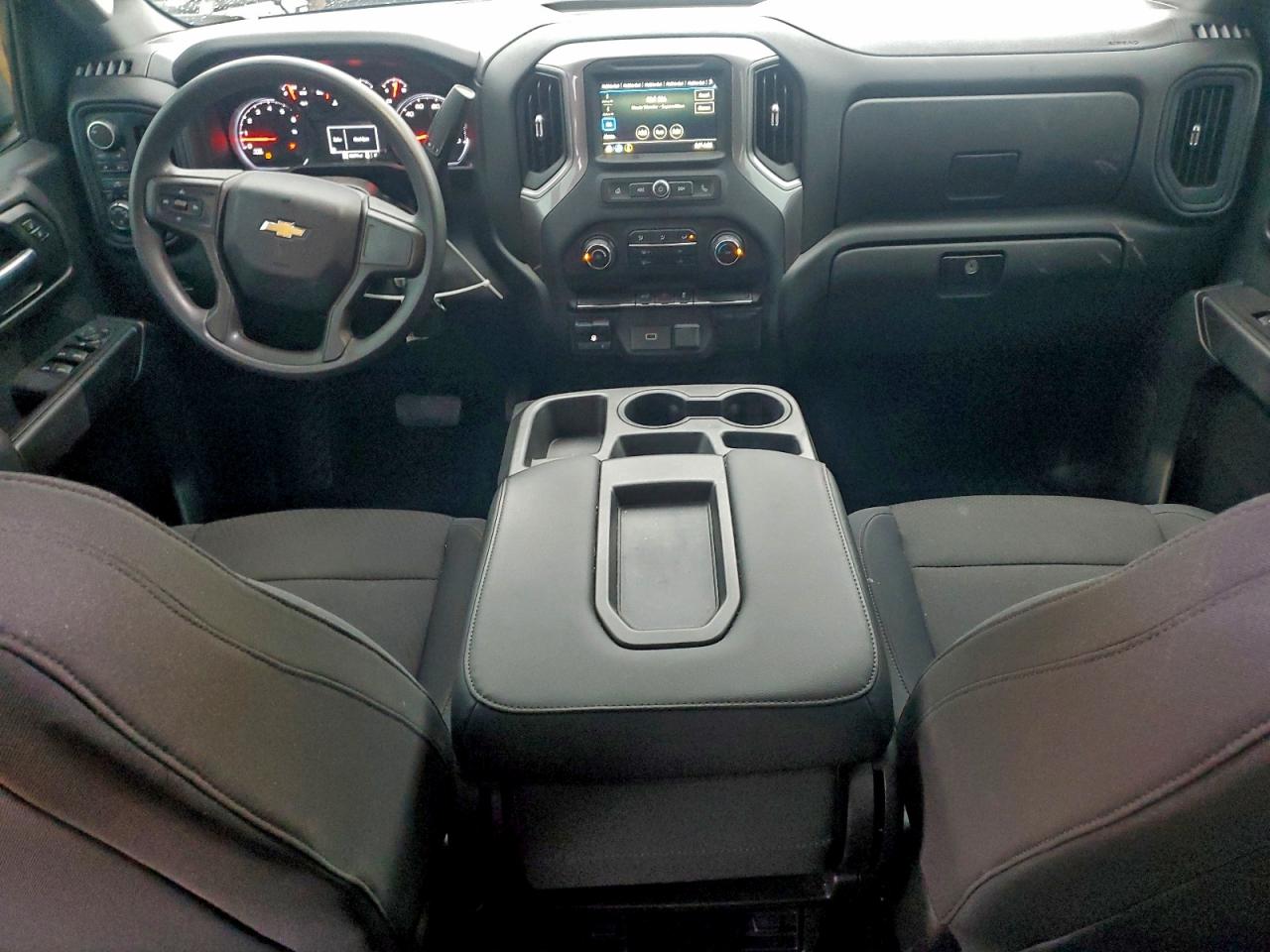 2019 CHEVROLET SILVERADO K1500 photo 15