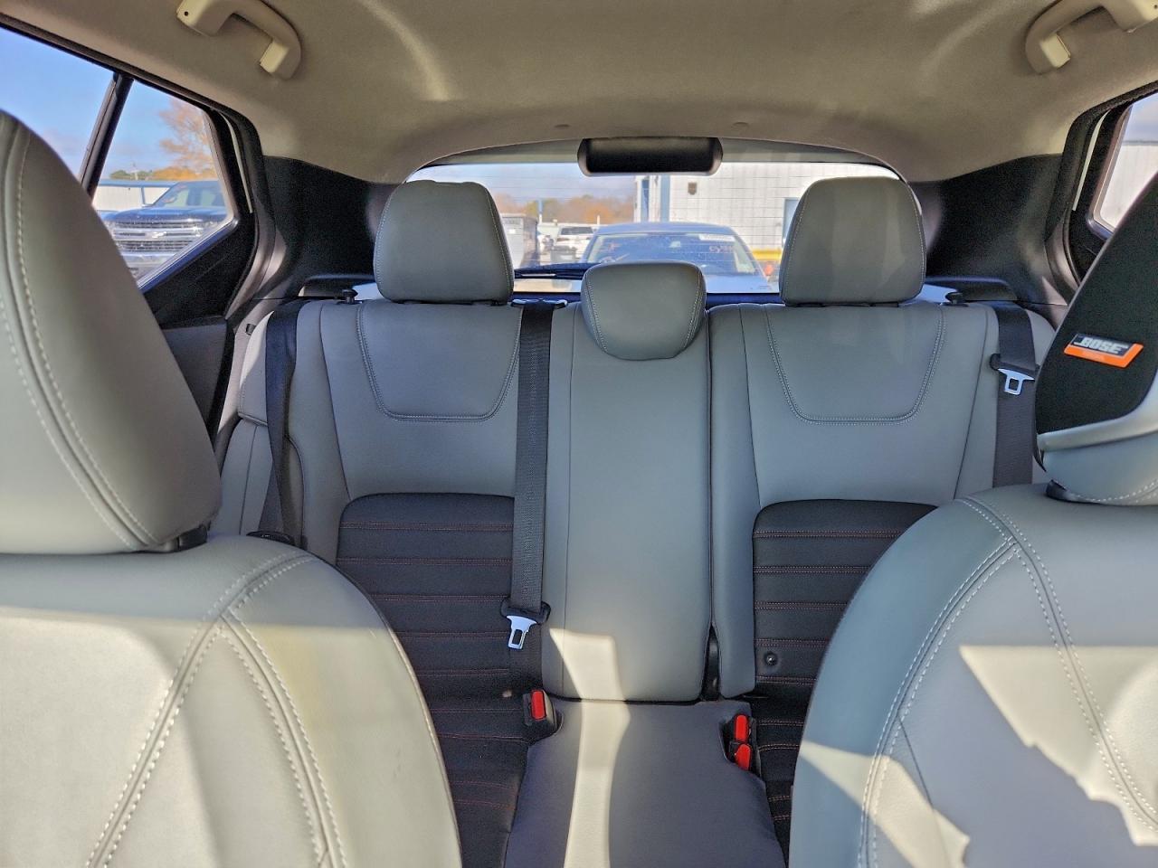 2023 NISSAN KICKS SR photo 8