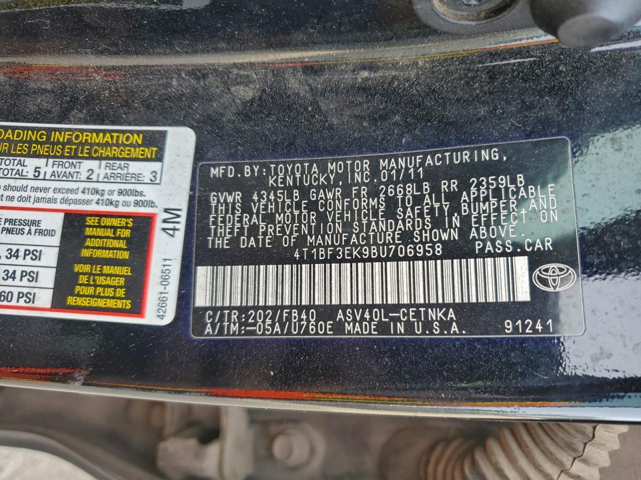 2011 TOYOTA CAMRY BASE photo 12