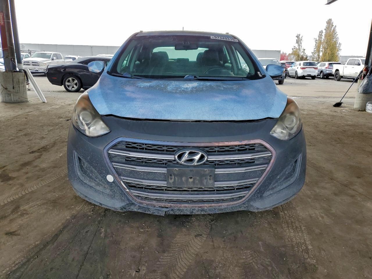 2017 HYUNDAI ELANTRA GT photo 5