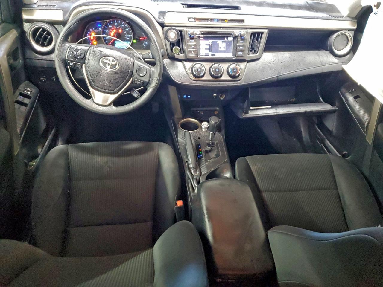2015 TOYOTA RAV4 LE photo 15