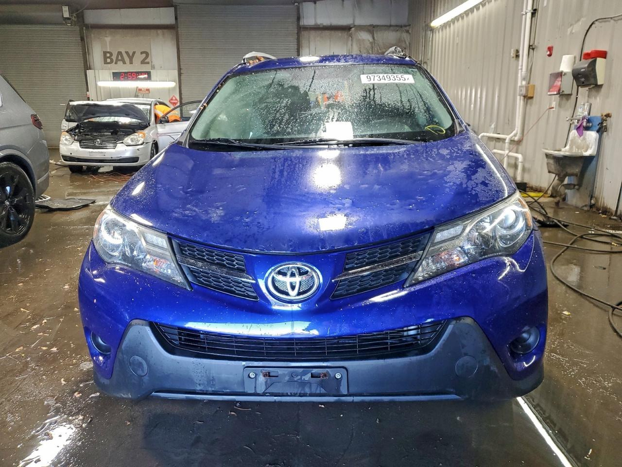 2015 TOYOTA RAV4 LE photo 9