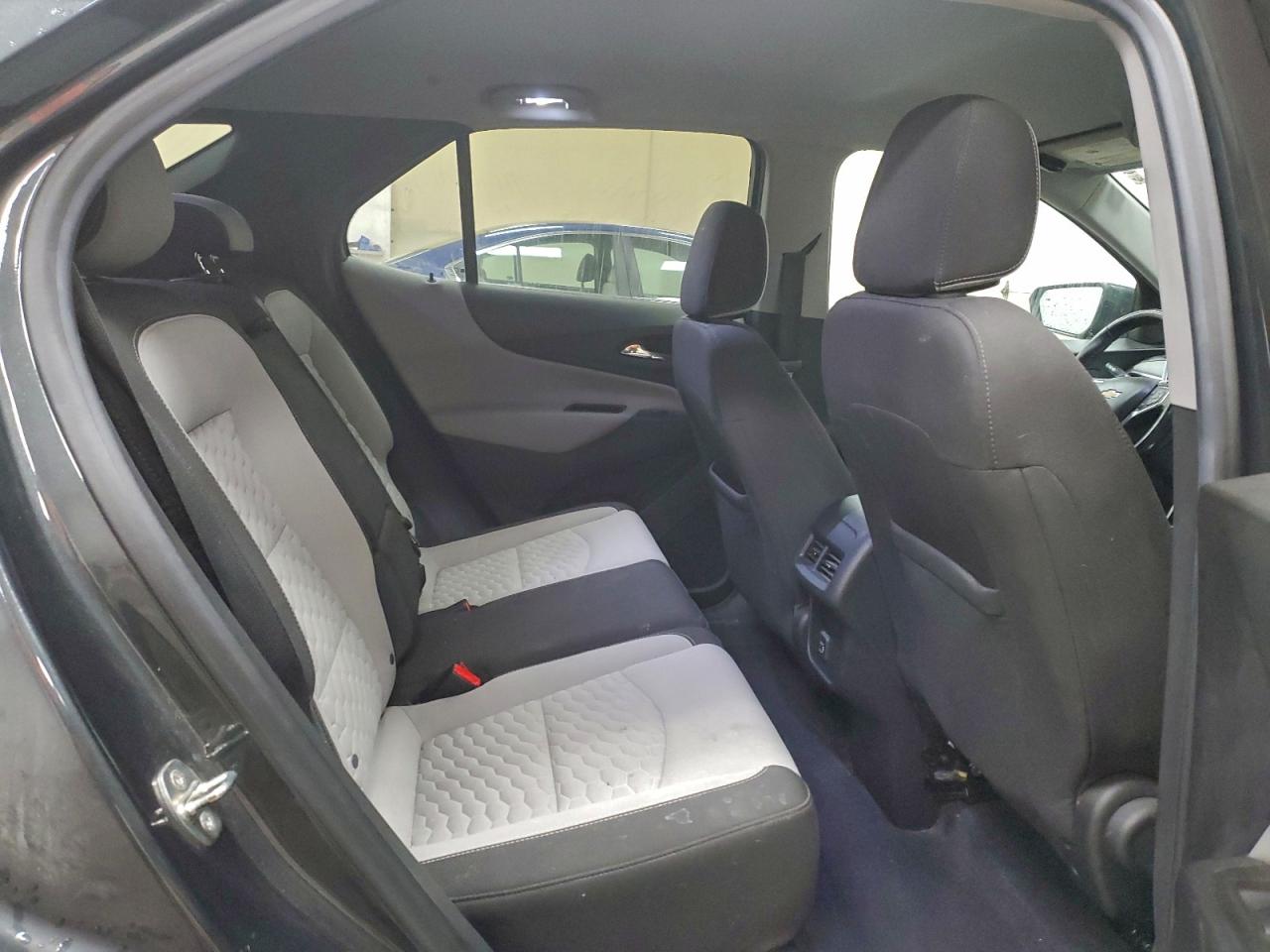 2020 CHEVROLET EQUINOX LT photo 11