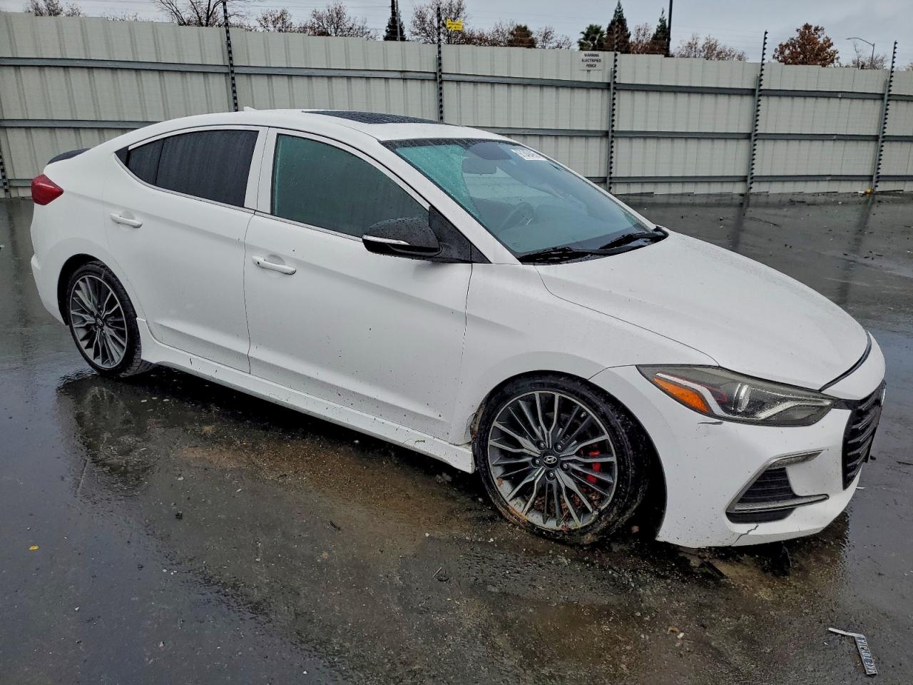 2018 HYUNDAI ELANTRA SPORT photo 4