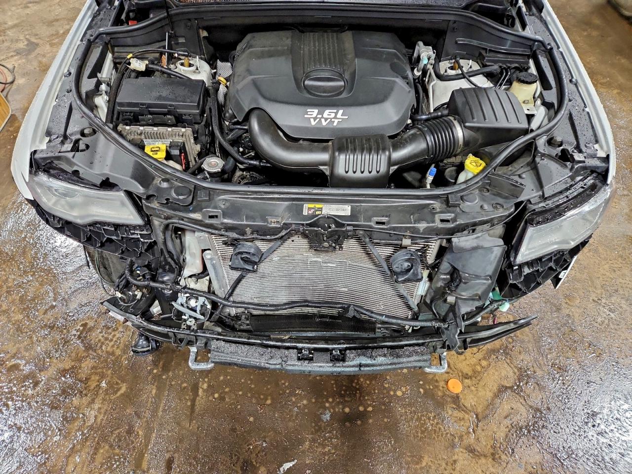 2014 JEEP GRAND CHEROKEE OVERLAND photo 12