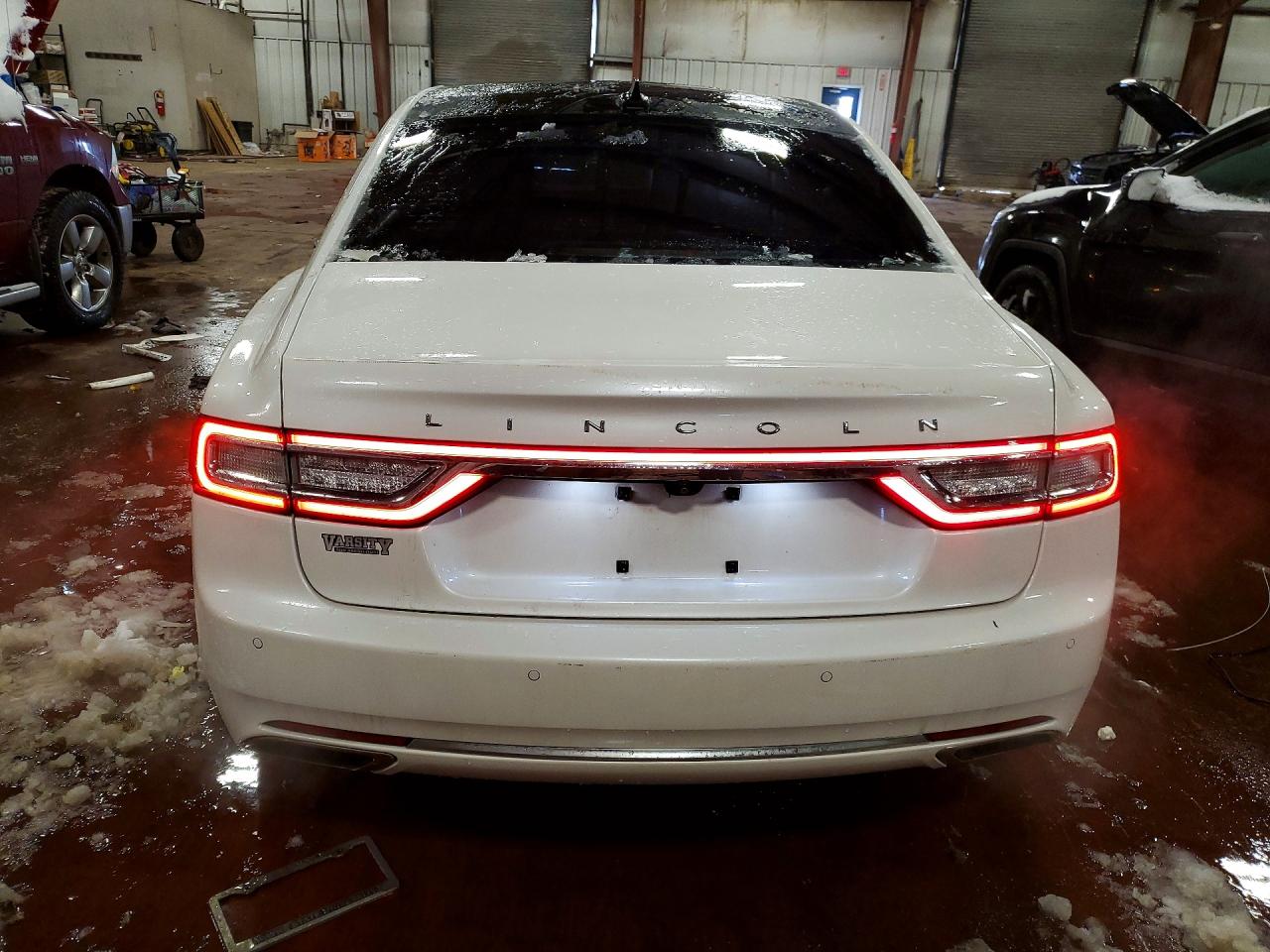 2018 LINCOLN CONTINENTAL SELECT photo 6