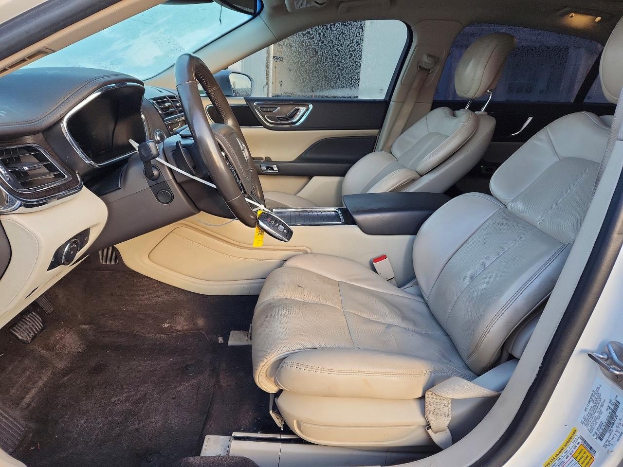 2018 LINCOLN CONTINENTAL SELECT photo 7
