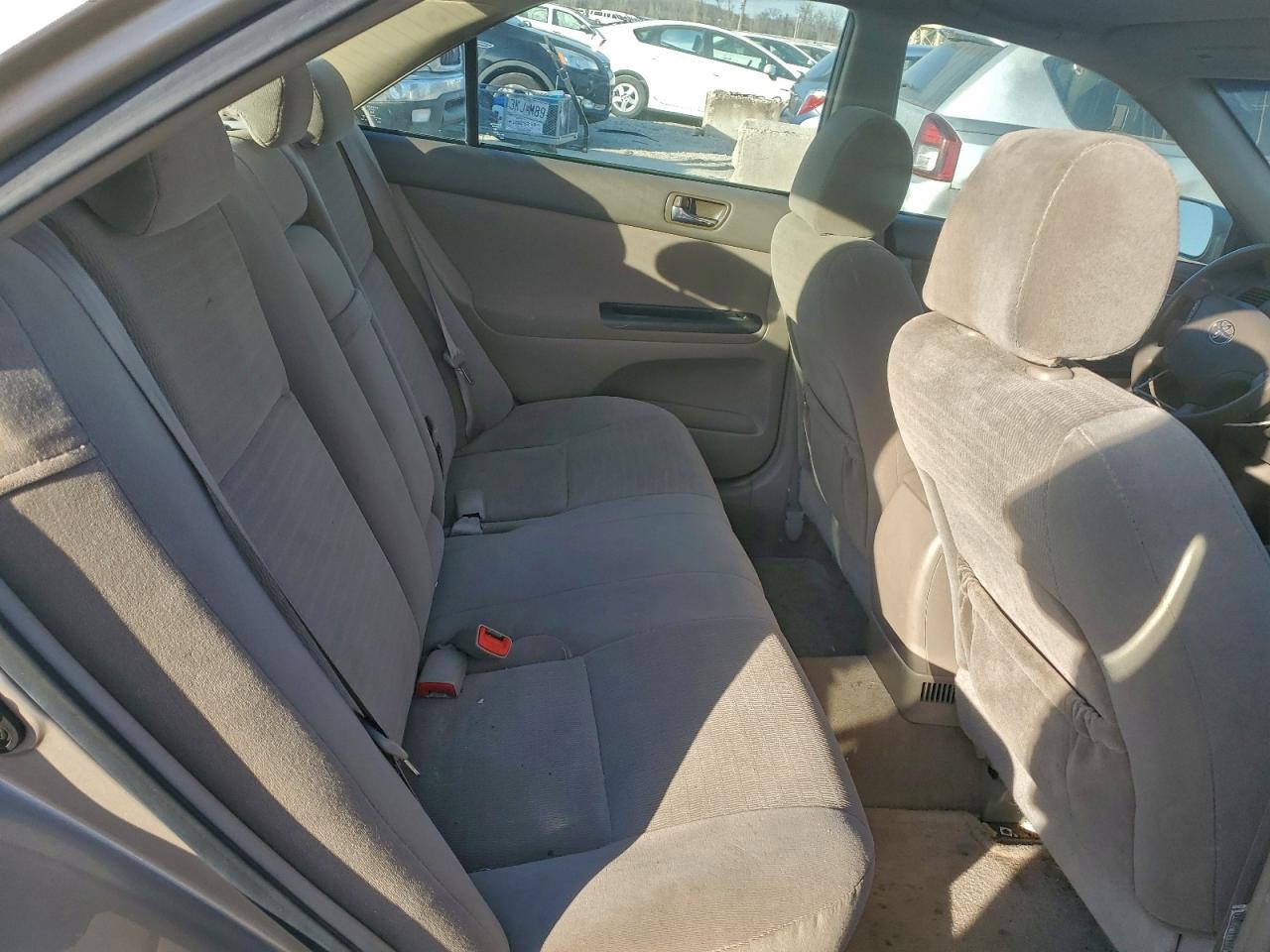 2005 TOYOTA CAMRY LE photo 10