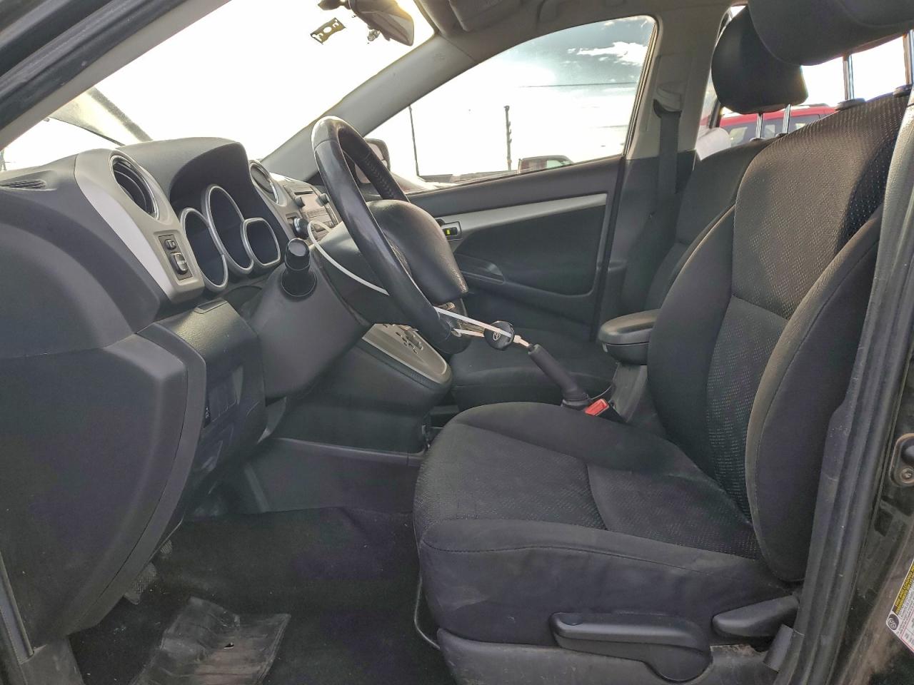 2010 TOYOTA COROLLA MATRIX S photo 7