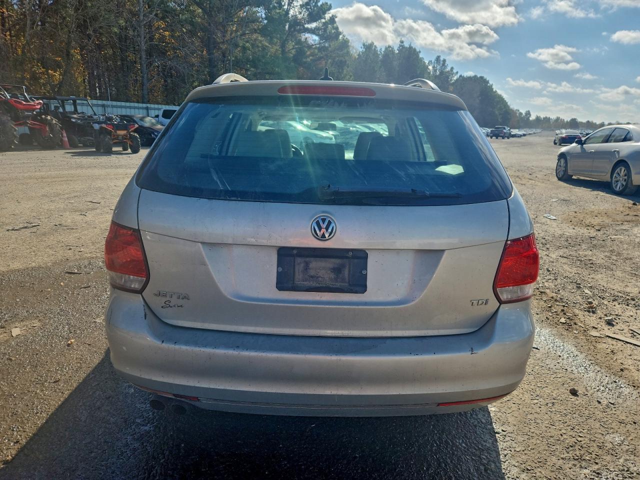 2011 VOLKSWAGEN JETTA TDI photo 6