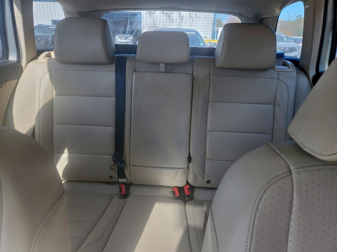 2011 VOLKSWAGEN JETTA TDI photo 10
